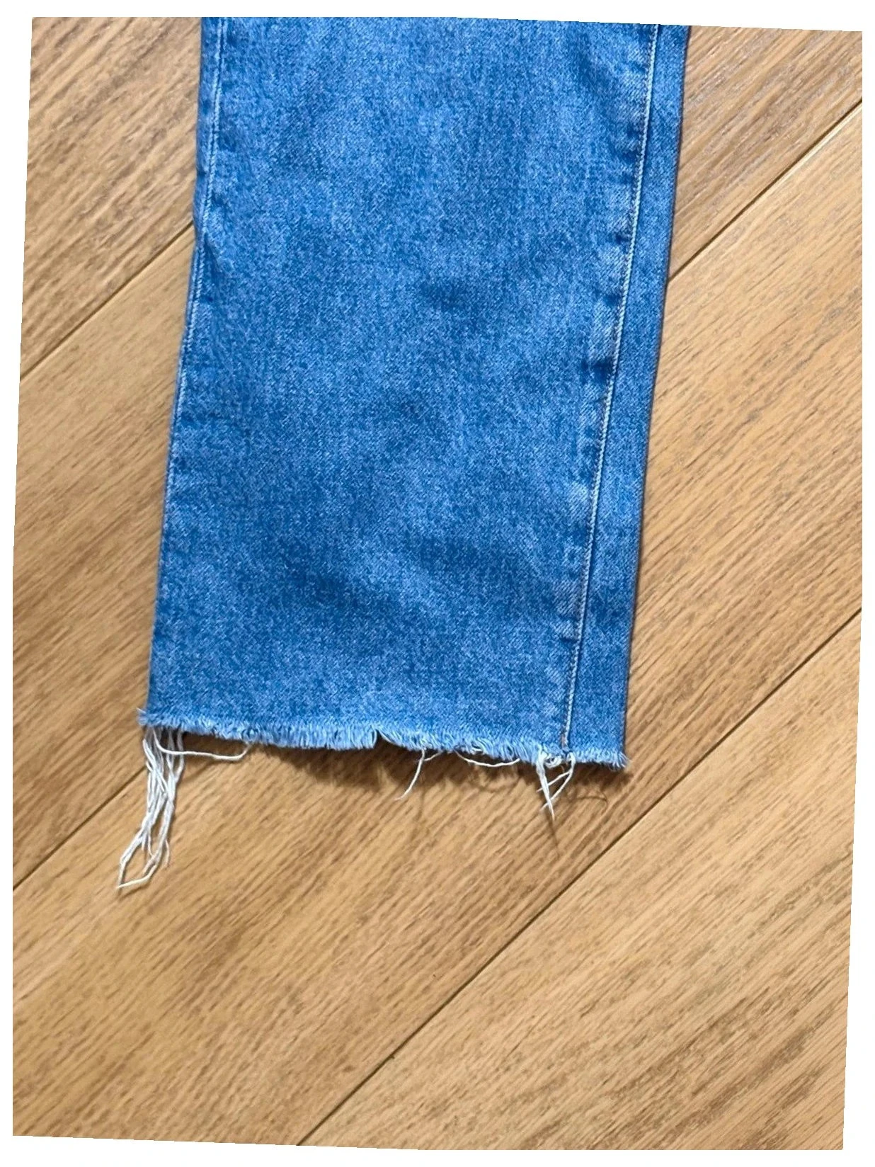 Mango (MNG) Size L / 15 Years (171 cm) Light Blue Low-Rise Raw Hem Ripped Straight Cut Jean – photo 5